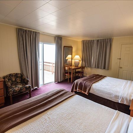 North Winds Motel Макино Сити Екстериор снимка