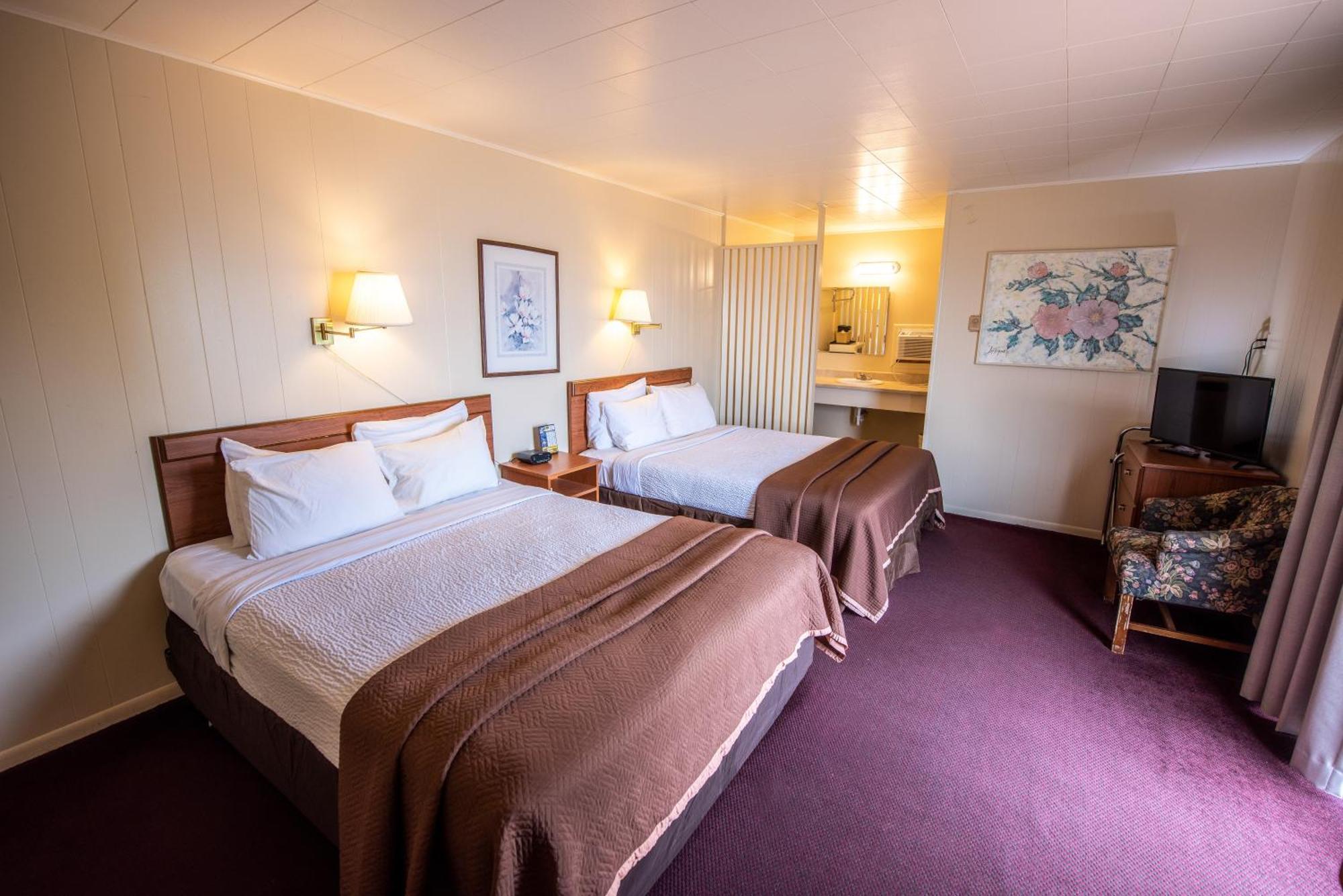 North Winds Motel Макино Сити Екстериор снимка