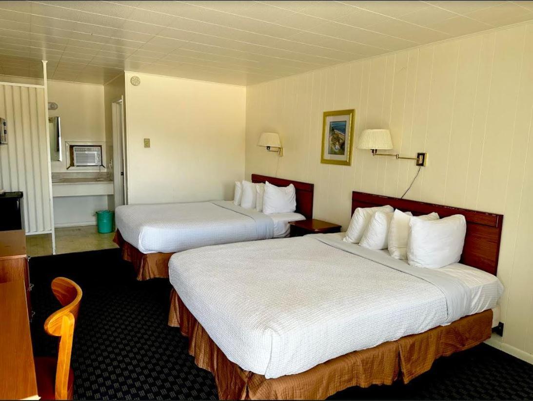 North Winds Motel Макино Сити Екстериор снимка